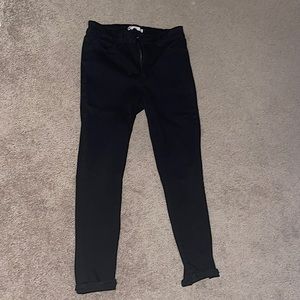 -So brand, size 7, black